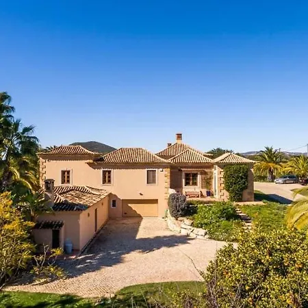 Villa Sleeps 13 With Pool Air Con And Wifi Almancil