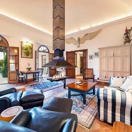 Sleeps 13 With Pool Air Con And Wifi Villa